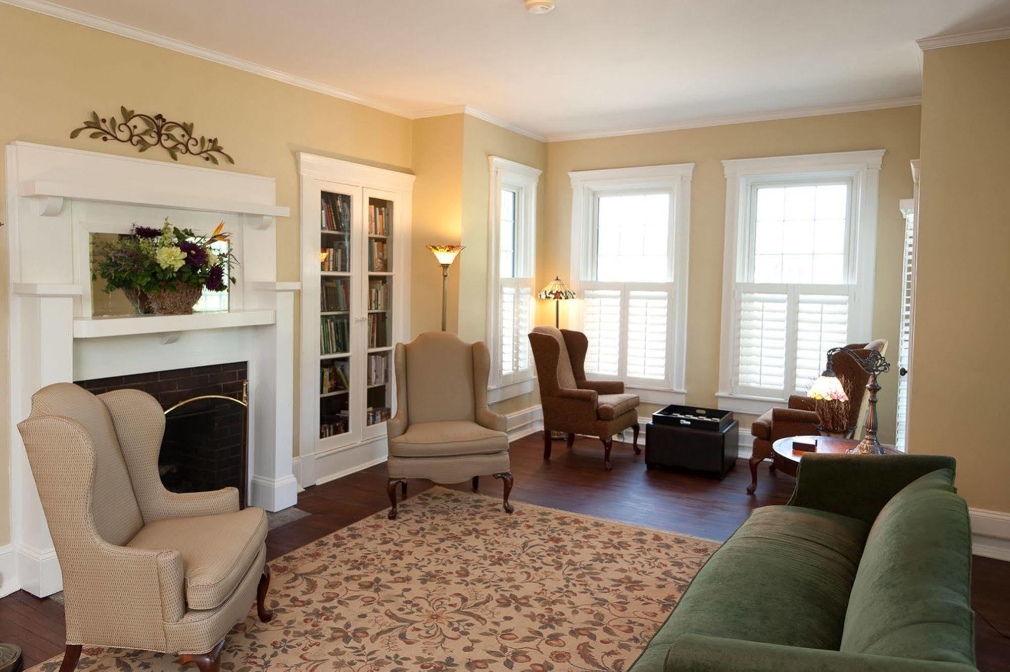 Steeles Tavern Manor Bed & Breakfast Raphine Exteriör bild