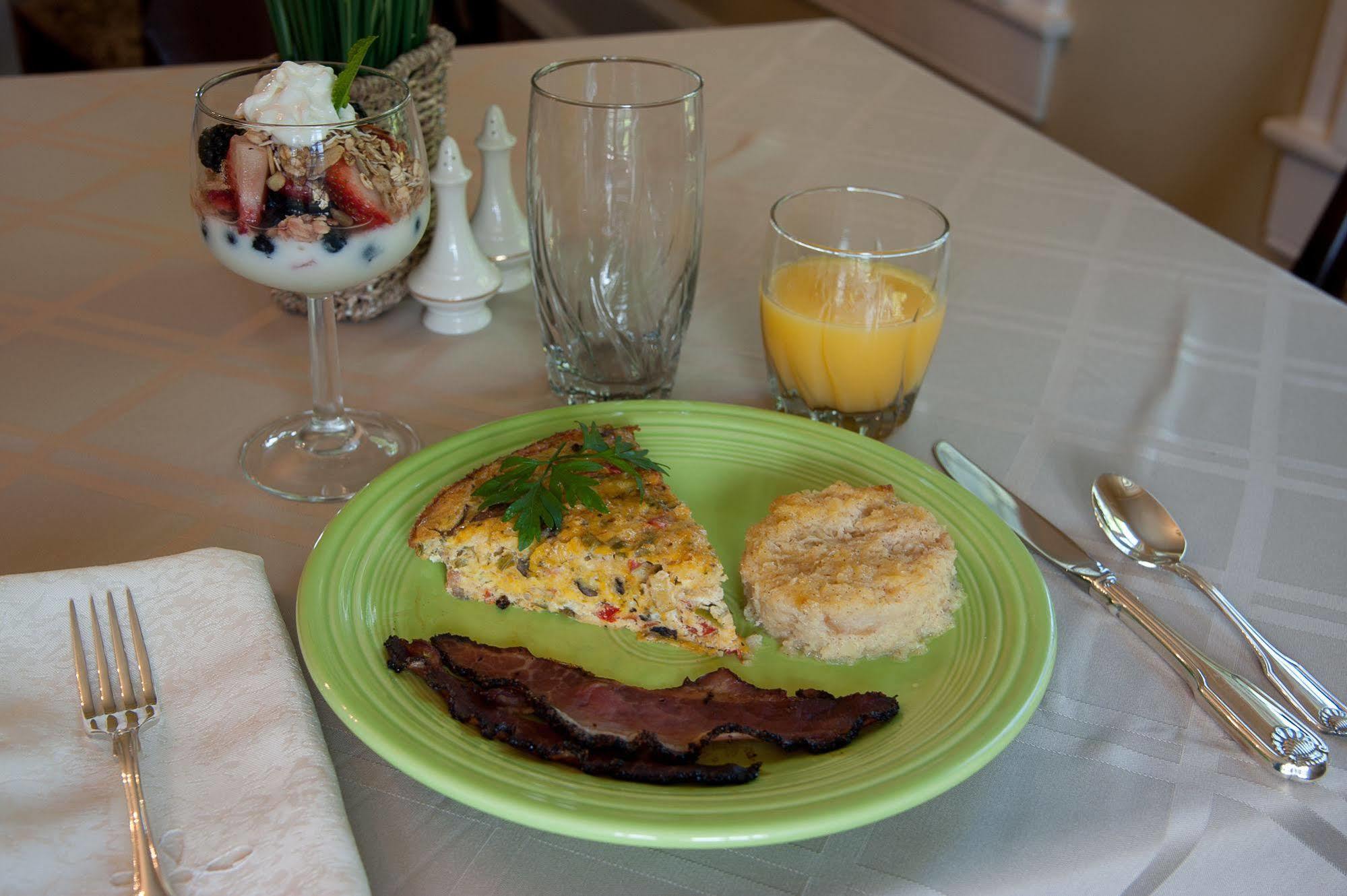 Steeles Tavern Manor Bed & Breakfast Raphine Exteriör bild