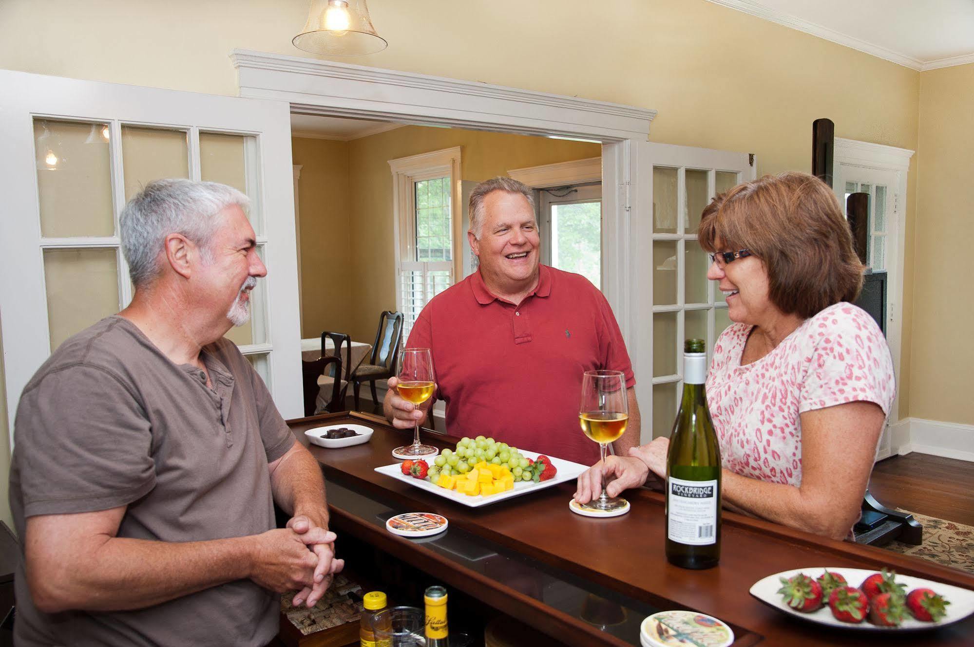 Steeles Tavern Manor Bed & Breakfast Raphine Exteriör bild